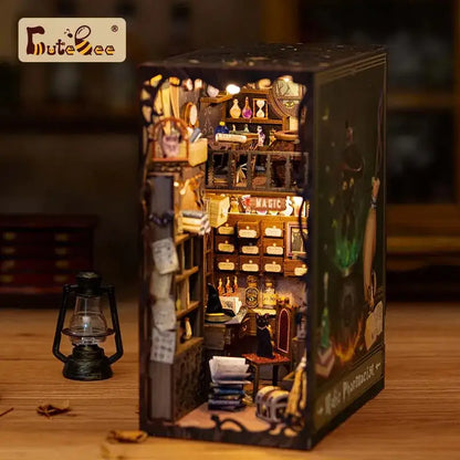 Cutebee Magic Pharmacist DIY Book Nook Kit