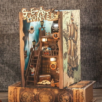 Cutebee Sea Hunter DIY Book Nook Kit