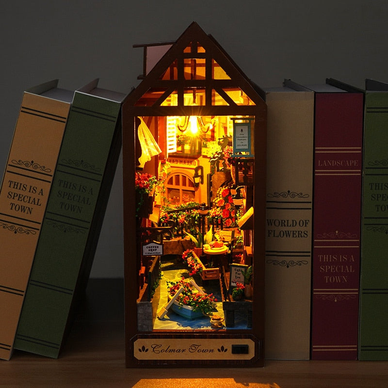 Colmar Town DIY Book Nook Kit