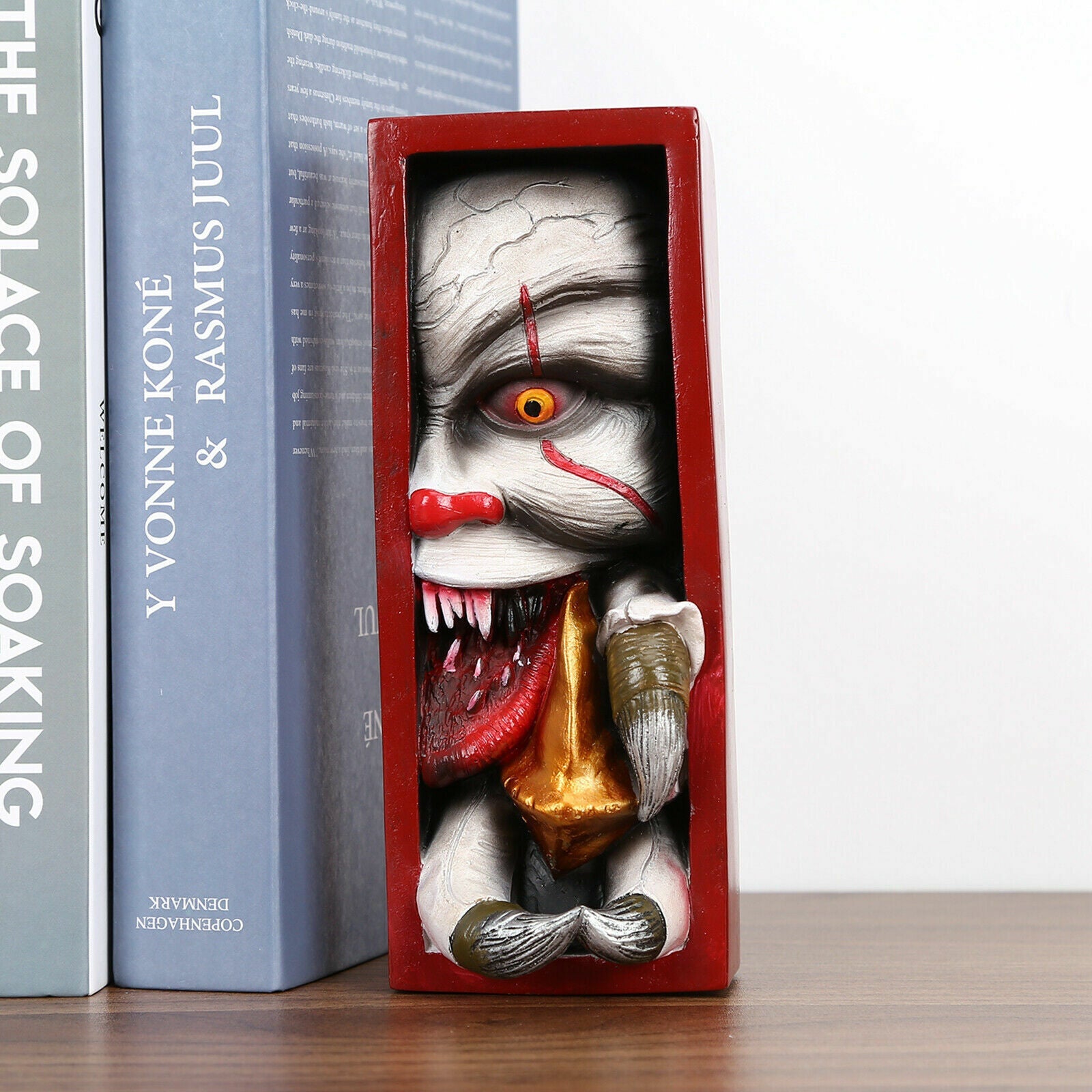 IT the Clown Resin Sculpture Bookshelf Insert