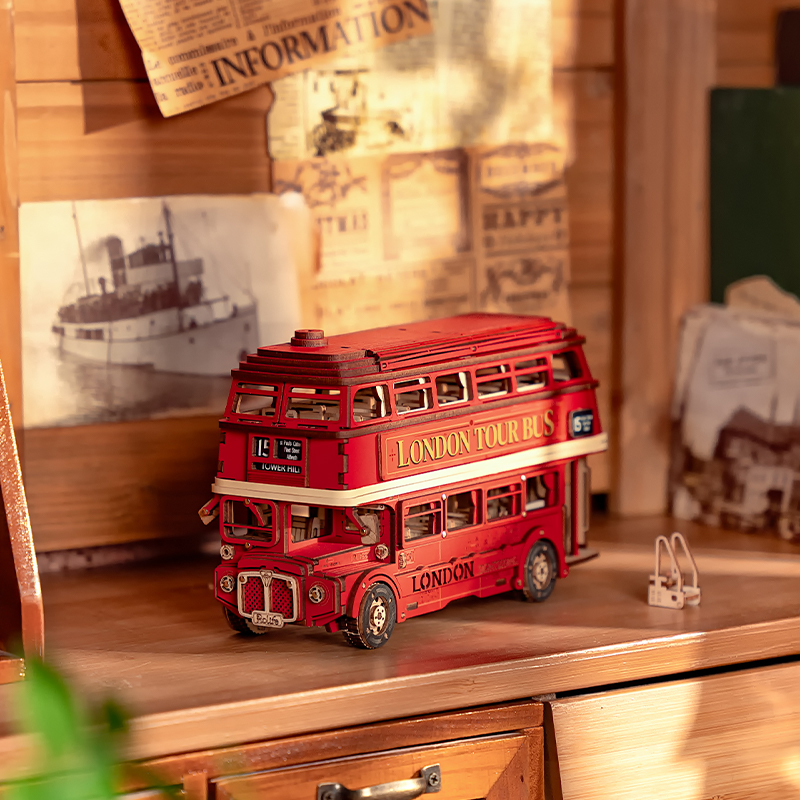 Robotime Rolife London Tour Bus DIY Miniature Kit