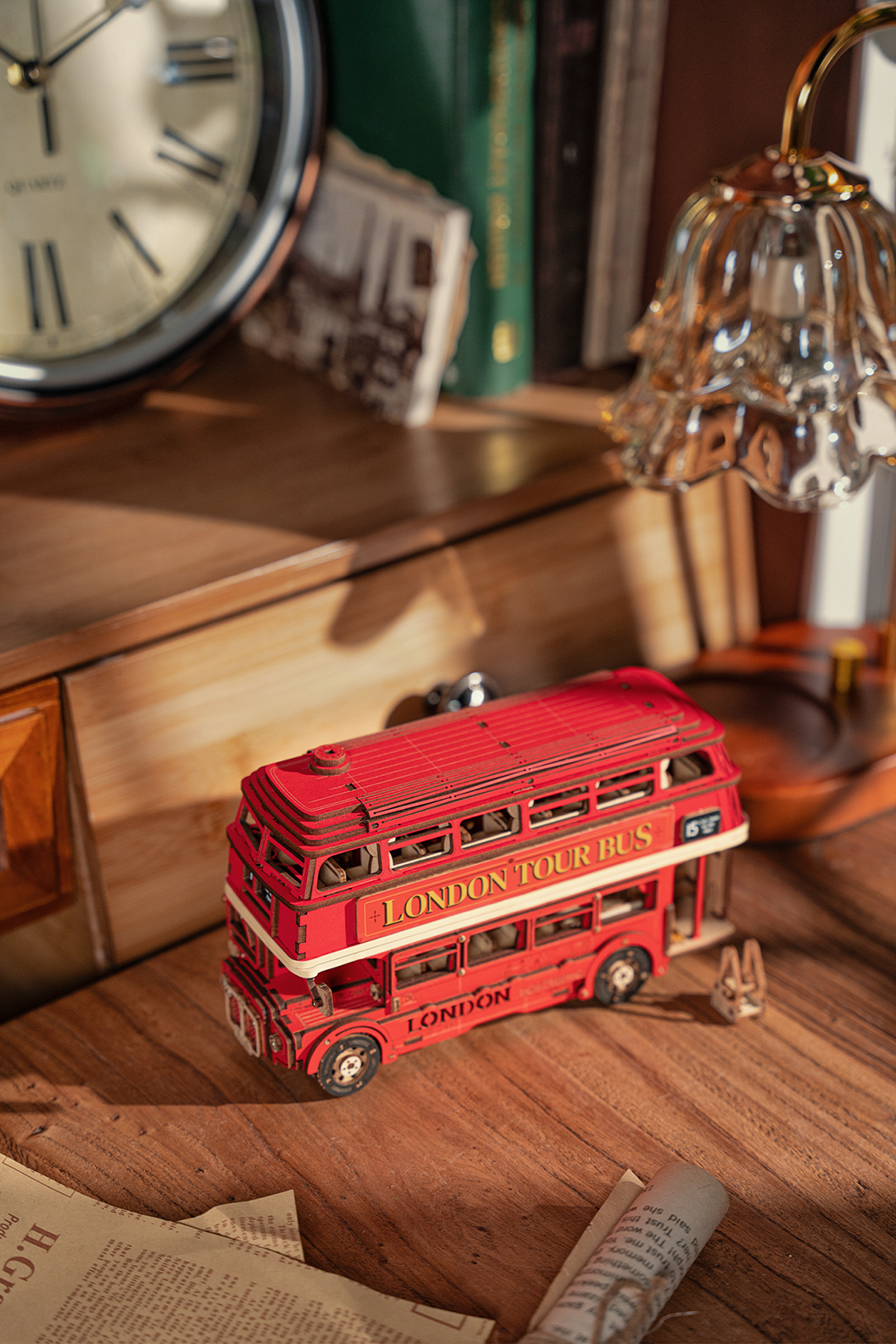 Robotime Rolife London Tour Bus DIY Miniature Kit